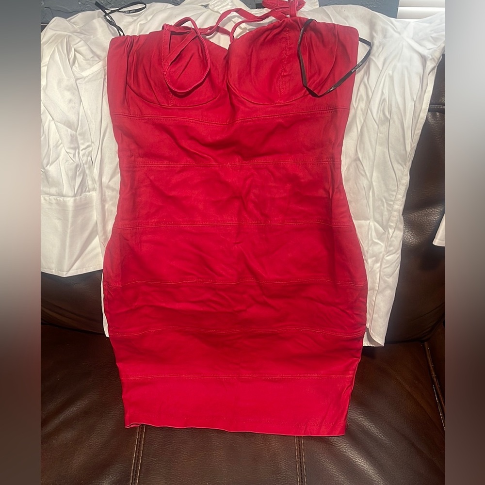 Vestido rojo de tirante tela elástica